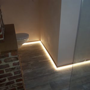 LED-verlichting-wc-installatie